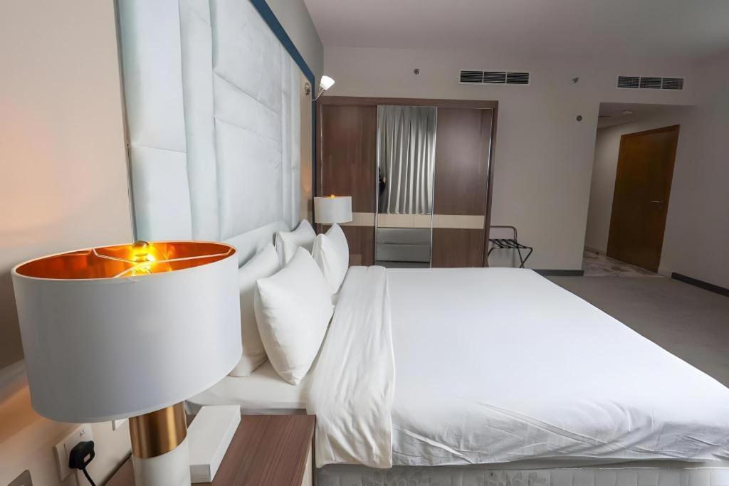 Alazmi Hotel Dubai Eksteriør billede