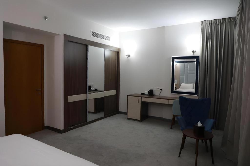 Alazmi Hotel Dubai Eksteriør billede