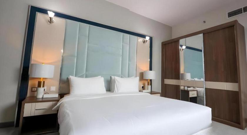 Alazmi Hotel Dubai Eksteriør billede