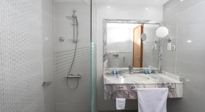 Alazmi Hotel Dubai Eksteriør billede